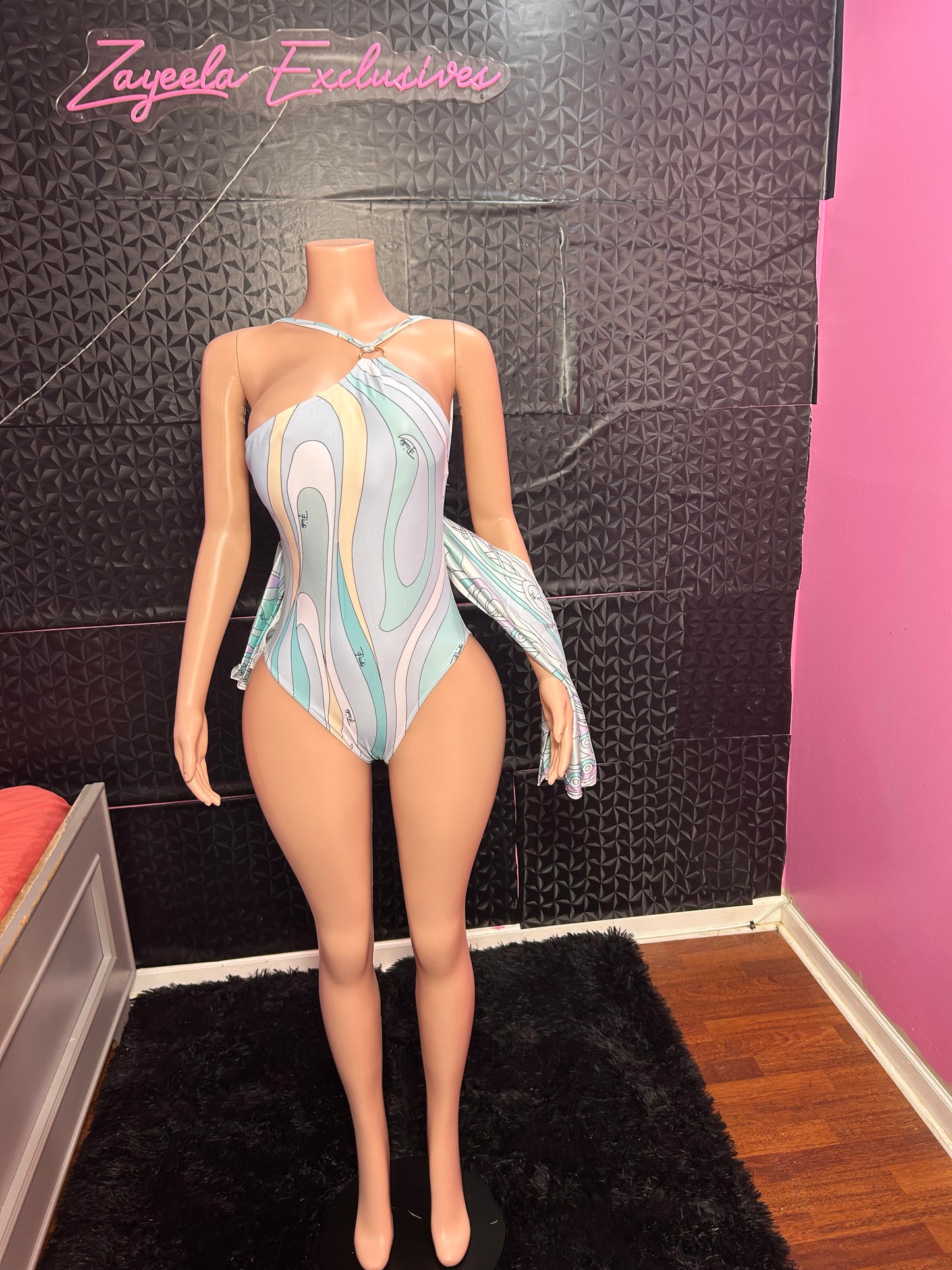 Lush One Piece W/Wrap